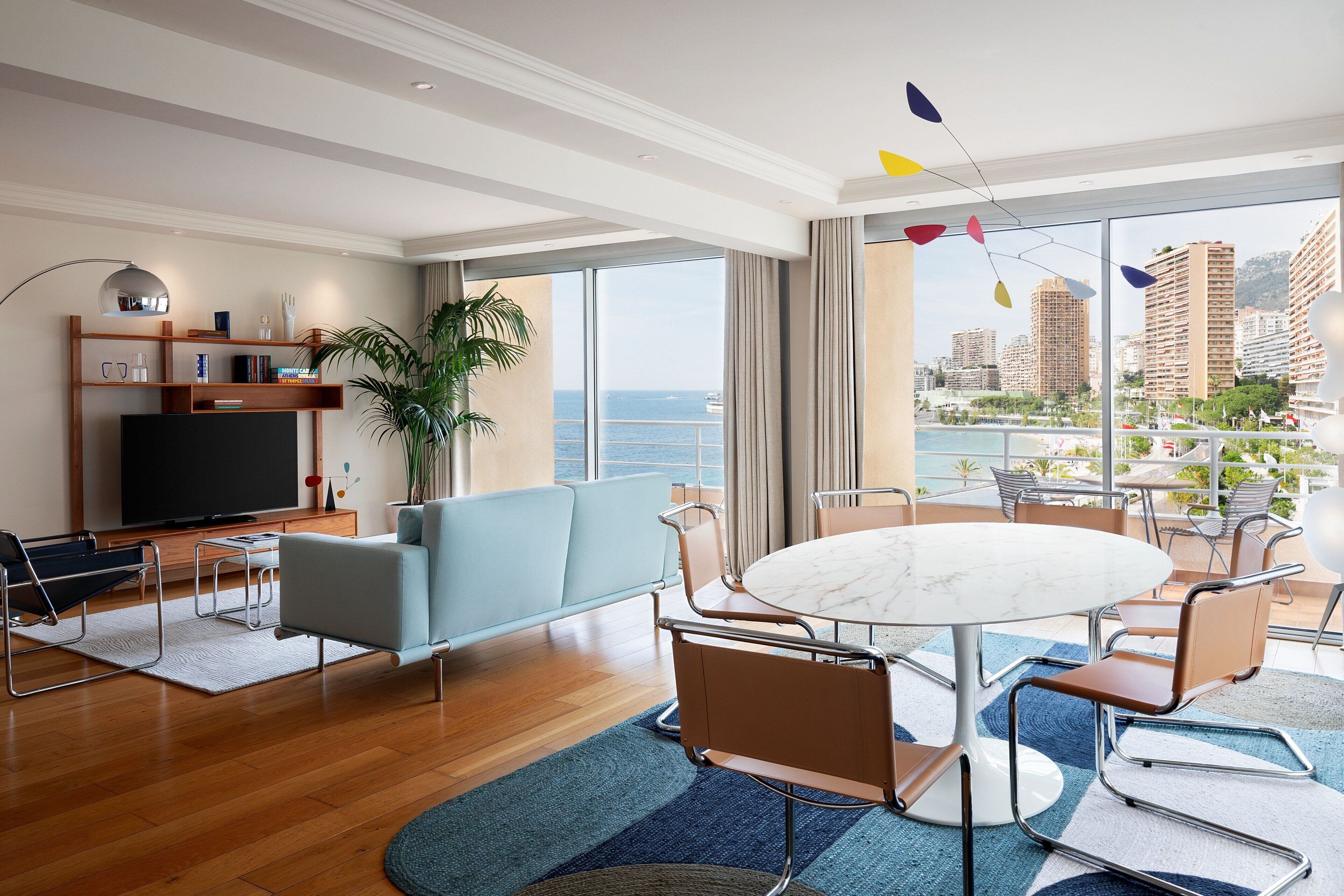 Literie de qualité supérieure, surmatelas, minibar