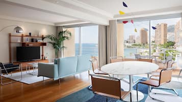 Literie de qualité supérieure, surmatelas, minibar