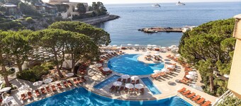 Le Meridien Beach Plaza