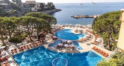 Le Meridien Beach Plaza