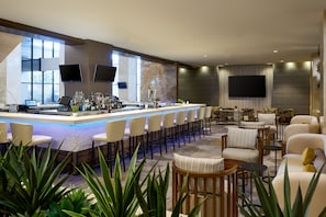 2 bars/lounges - The Westin Los Angeles Airport (Los Angeles)
