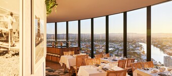 Crowne Plaza Surfers Paradise by IHG