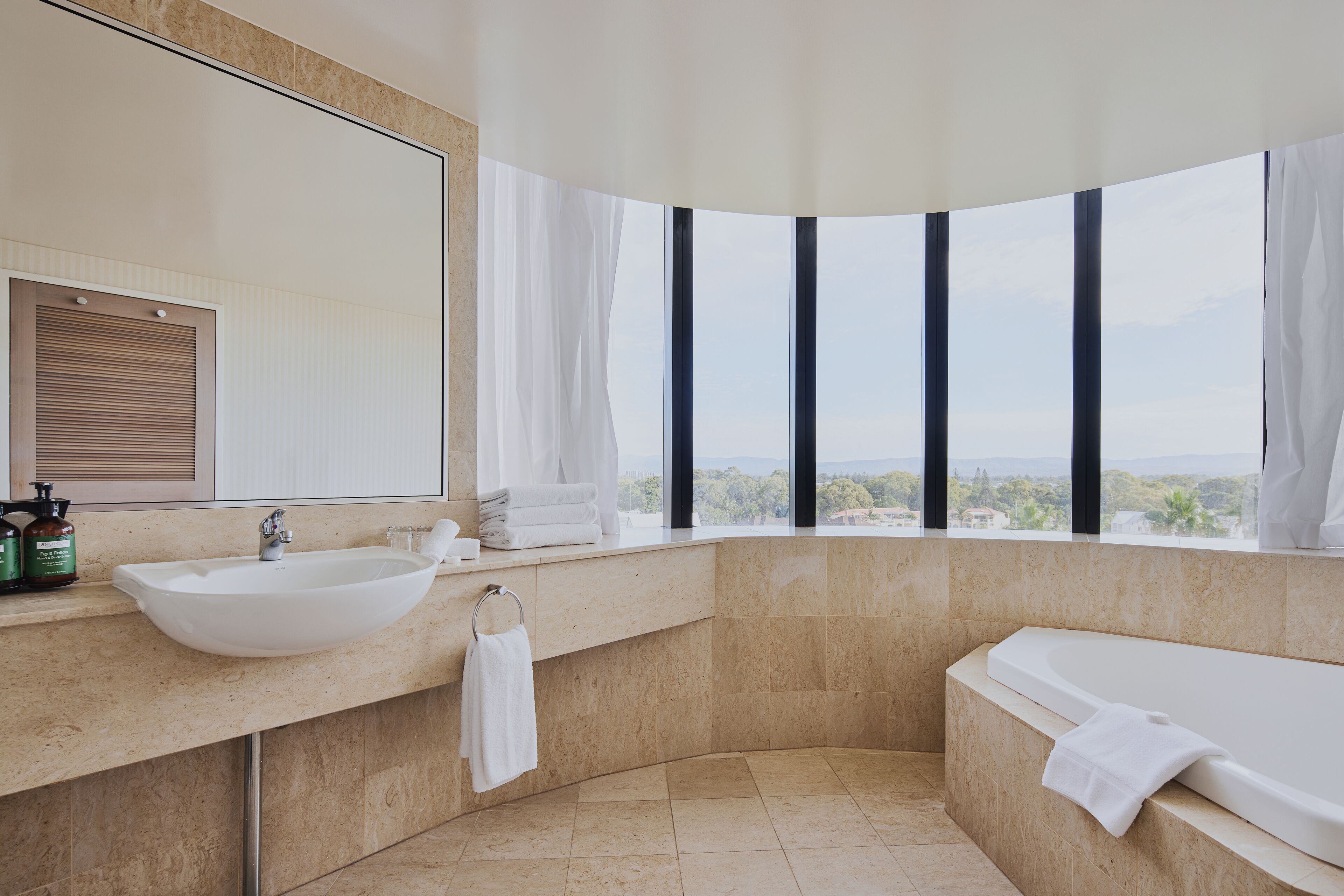 suite, ocean view (penthouse) | bathroom | separate bathtub and shower, free toiletries, hair dryer, bathrobes