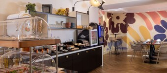 Hotel Elysees 8