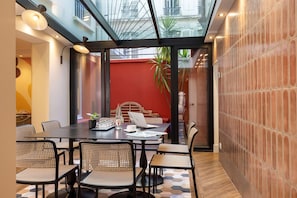 Property amenity - Hotel Elysees 8 (Paris)