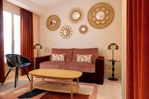 Suite | 1 bedroom, premium bedding, minibar, in-room safe
