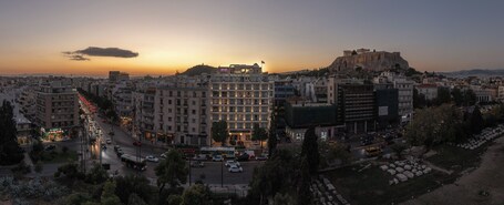 Athens Gate Hotel - Image 9