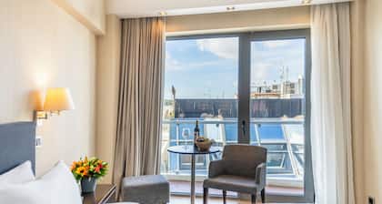 Athens Gate Hotel