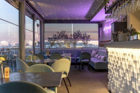 Athens Gate Hotel - Image 68