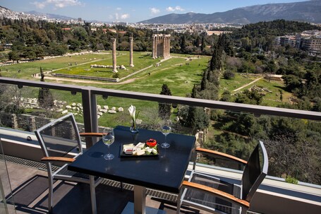 Athens Gate Hotel - Image 4