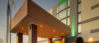 Clarion Pointe Hopkinsville near The Bruce Convention Center