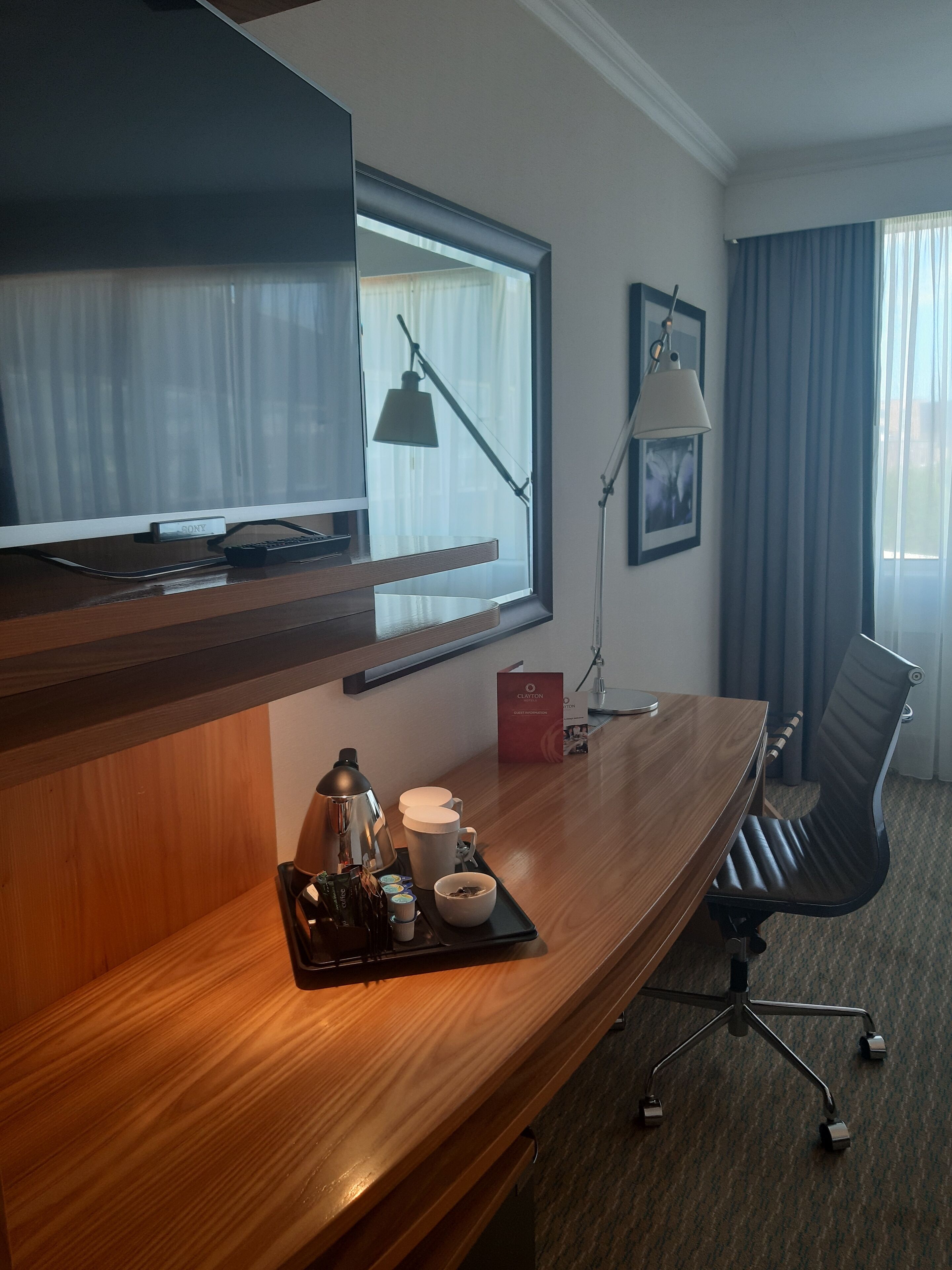 in-room safe, desk, laptop workspace, blackout curtains