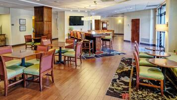 Desayuno buffet incluido todos los días