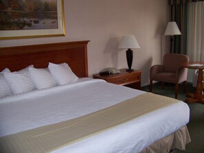 One king bed nonsmoking | In-room safe, blackout curtains, iron/ironing board, free WiFi