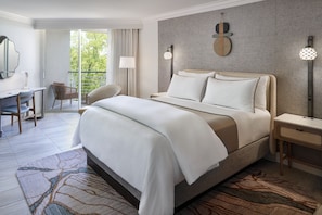 Pillowtop-Betten, Zimmersafe, Schreibtisch
