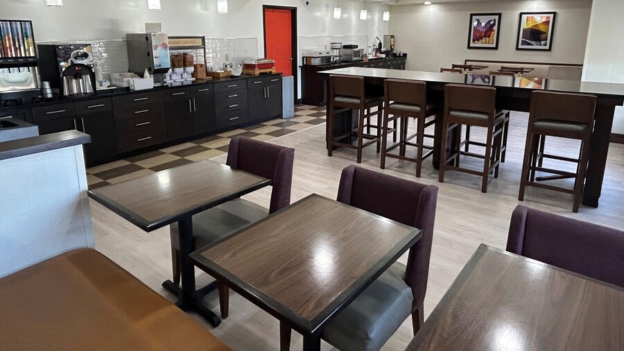 Best Western Forsyth - Decatur