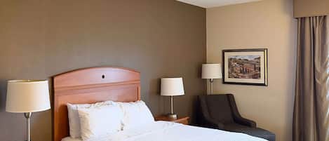Premium bedding, in-room safe, desk, iron/ironing board