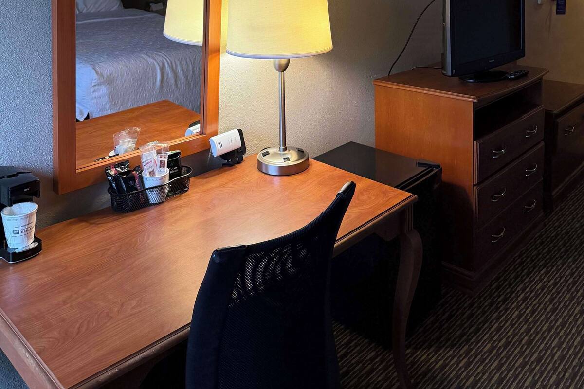 premium bedding, in-room safe, desk, iron/ironing board