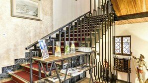 Lobby - Hotel Sercotel Alfonso VI (Toledo)
