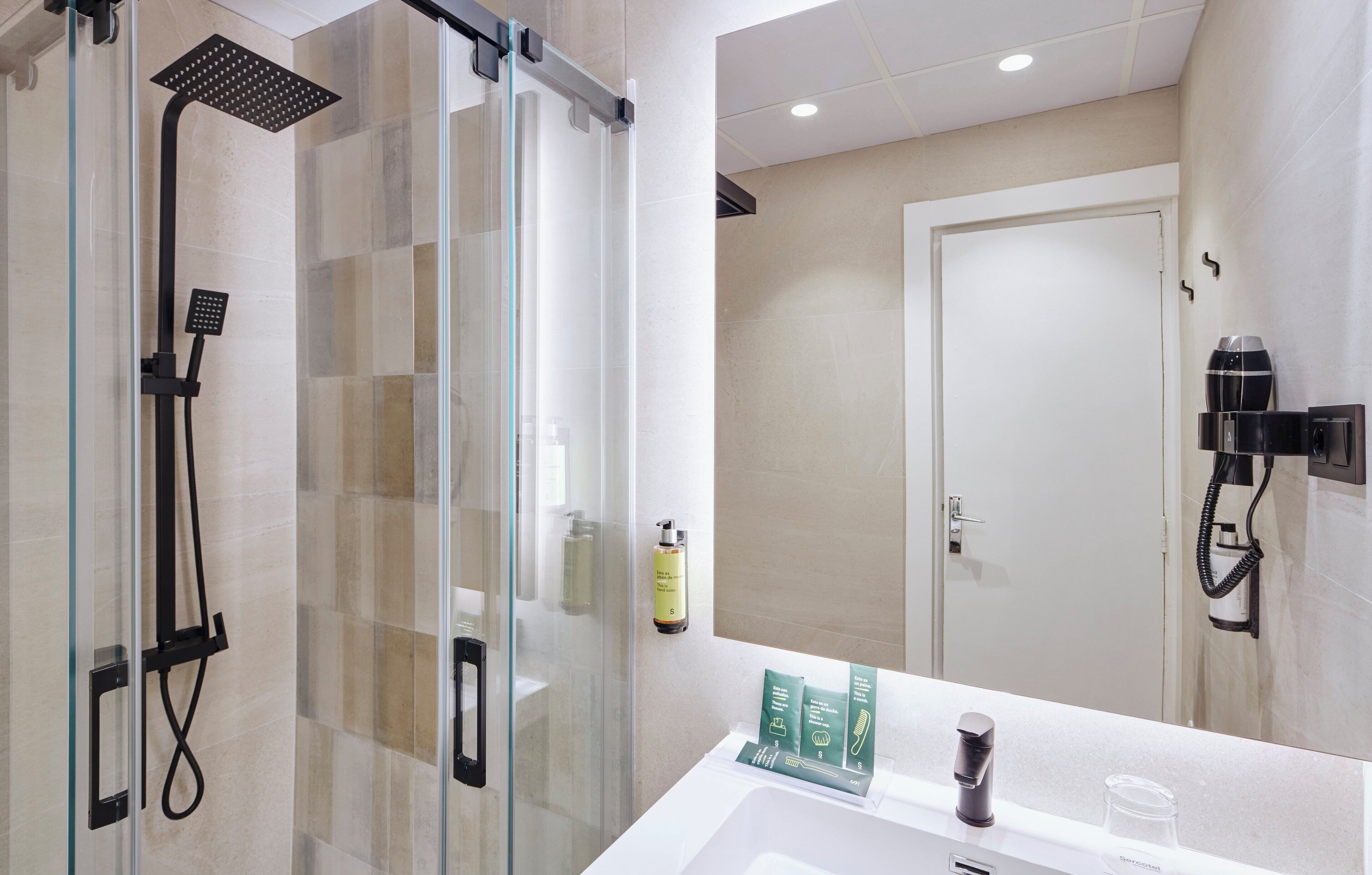 basic room | bathroom | shower, free toiletries, hair dryer, slippers