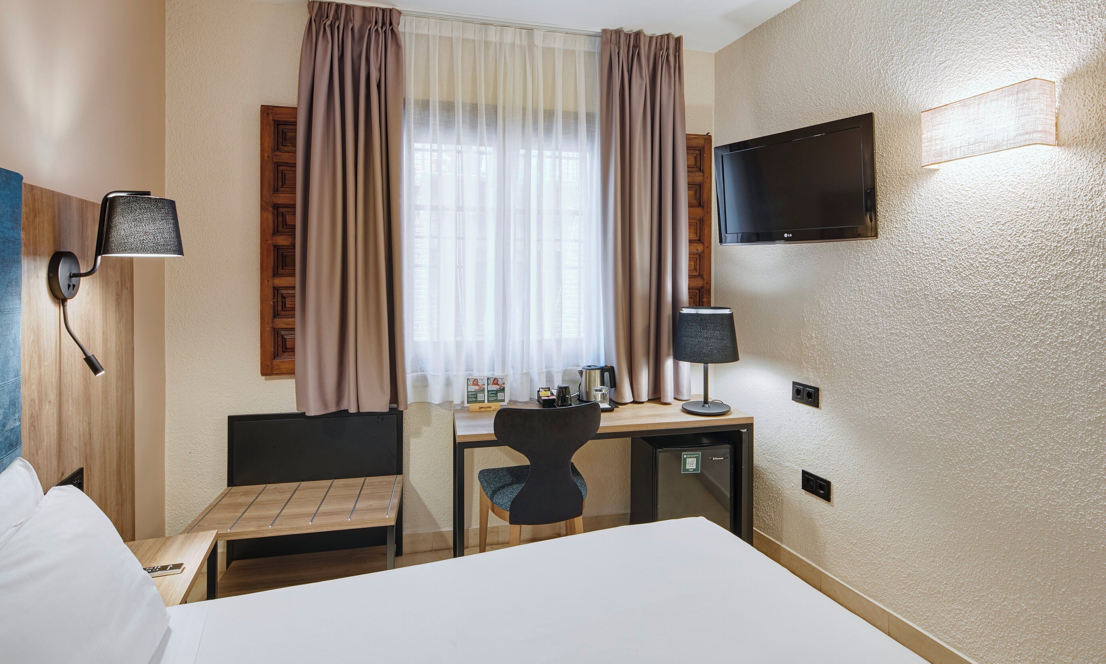 basic room | premium bedding, down duvets, minibar, in-room safe