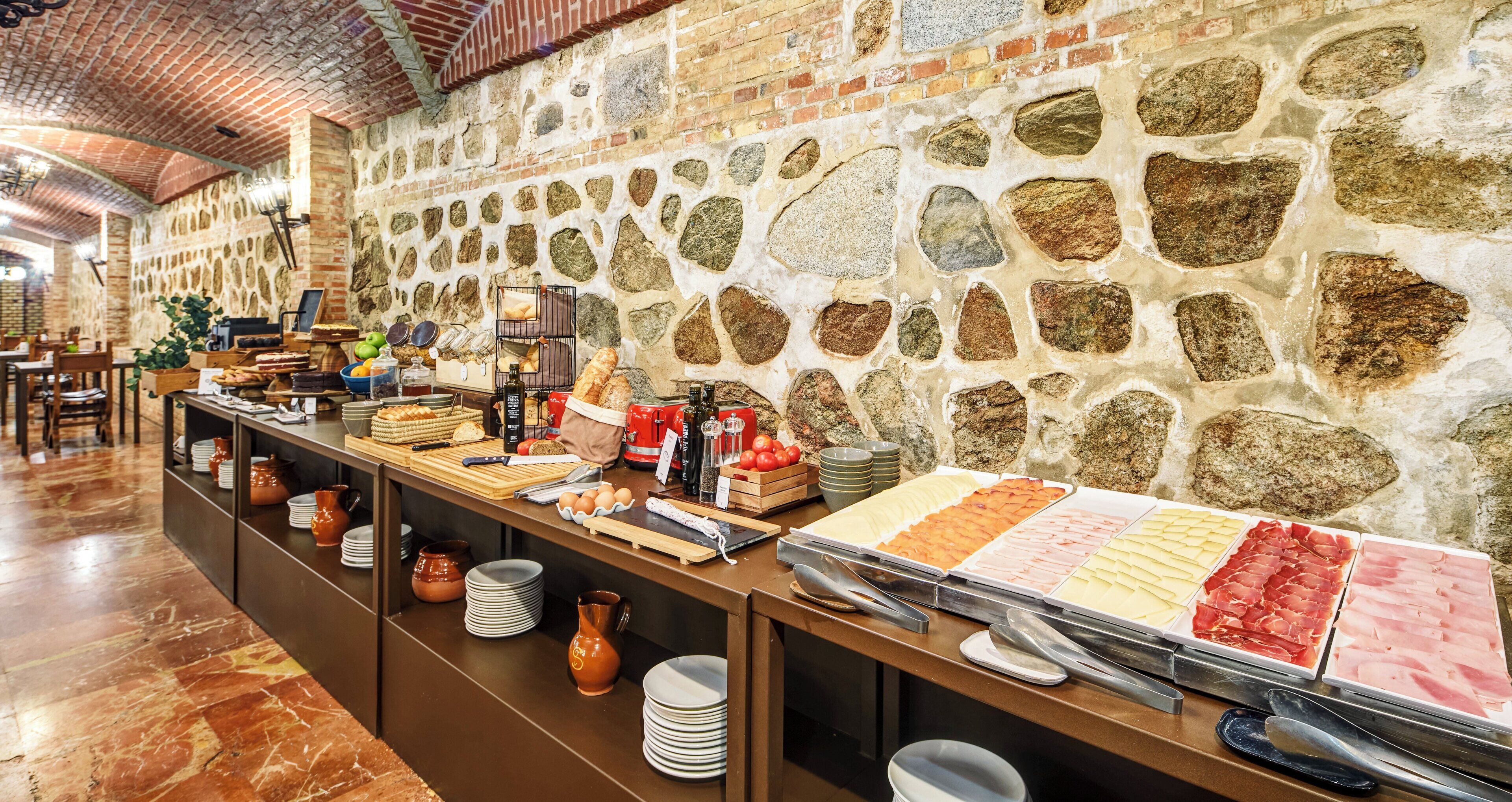 daily buffet breakfast (eur 16 per person)