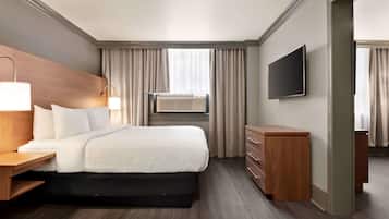Suite, 1 Queen Bed