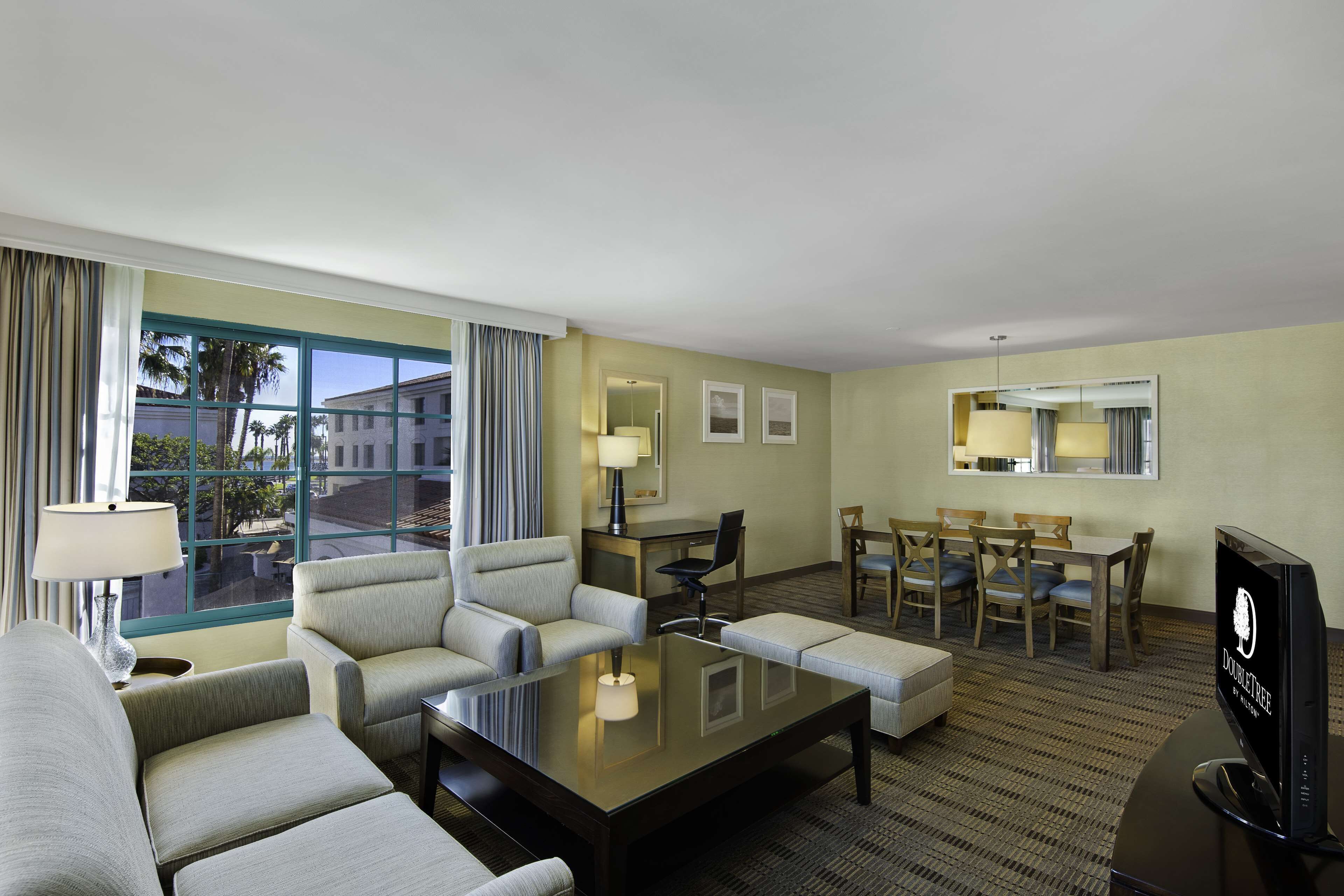 Photo - DoubleTree by Hilton San Pedro - Port of Los Angeles