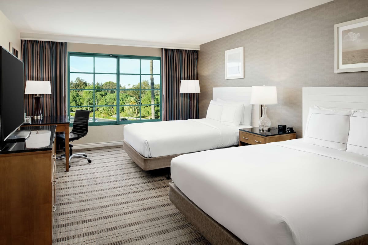 Room | 1 bedroom, premium bedding, in-room safe, desk