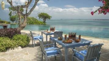 Här finns 4 restauranger som serverar frukost.