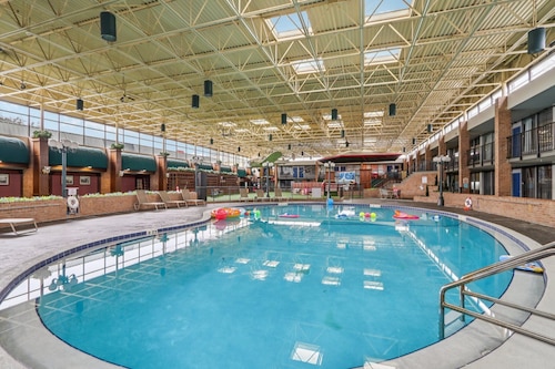 Stayable Jacksonville West