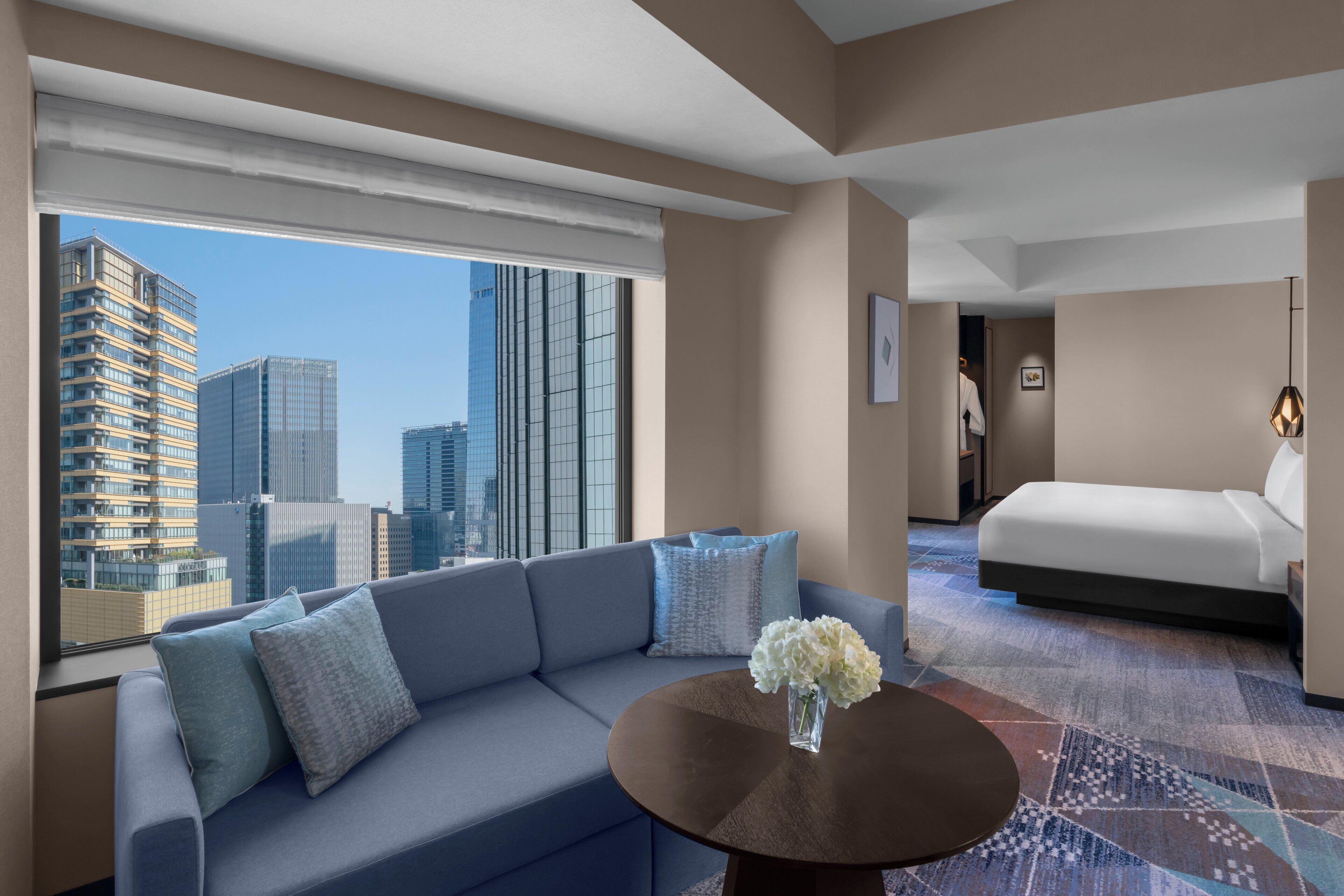 Suite familiar, 1 cama individual | 1 habitación, minibar y caja de seguridad en la habitación 