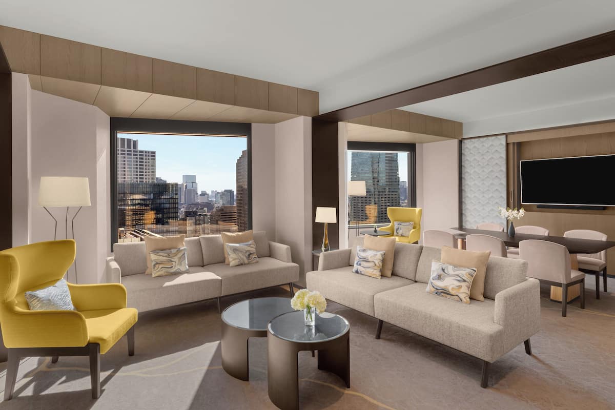 Suite, 2 Twin Bed and 1 King Bed, Club Lounge Access (Miyabi) | 1 bedroom, minibar, in-room safe, iron/ironing board