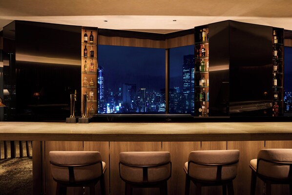 Bar (on property) - InterContinental ANA Tokyo by IHG (Tokyo)