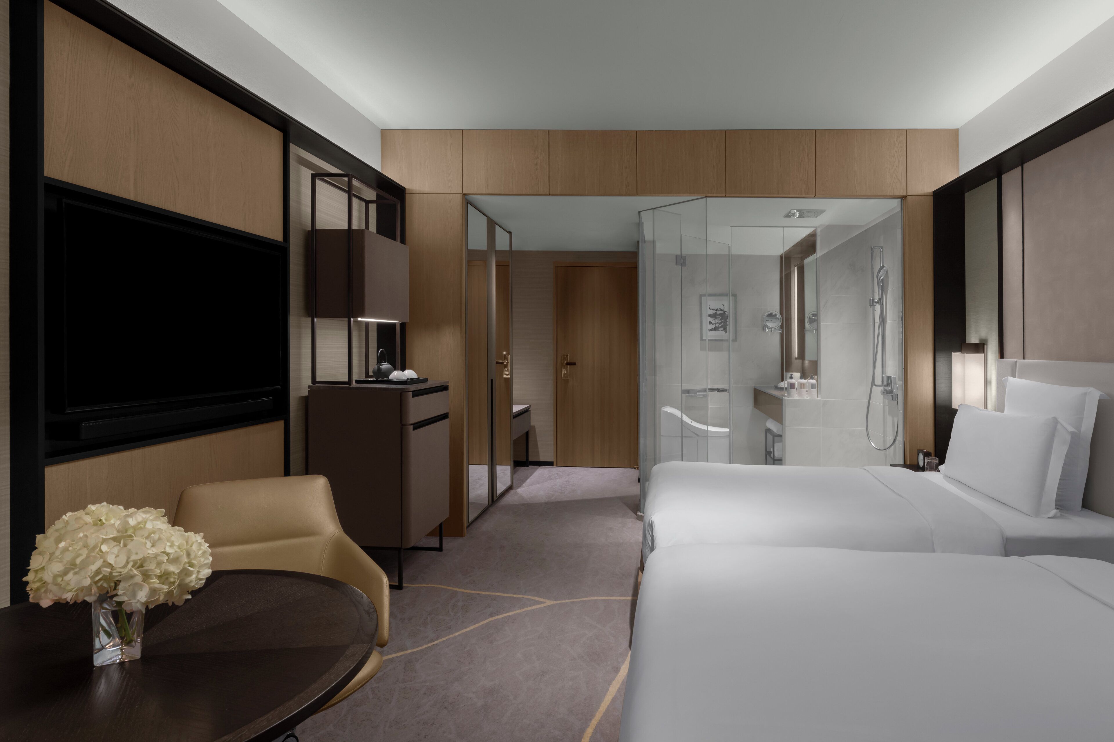 Premium Room, 2 Single Beds, Club lounge access | 1 bedroom, minibar, in-room safe, iron/ironing board