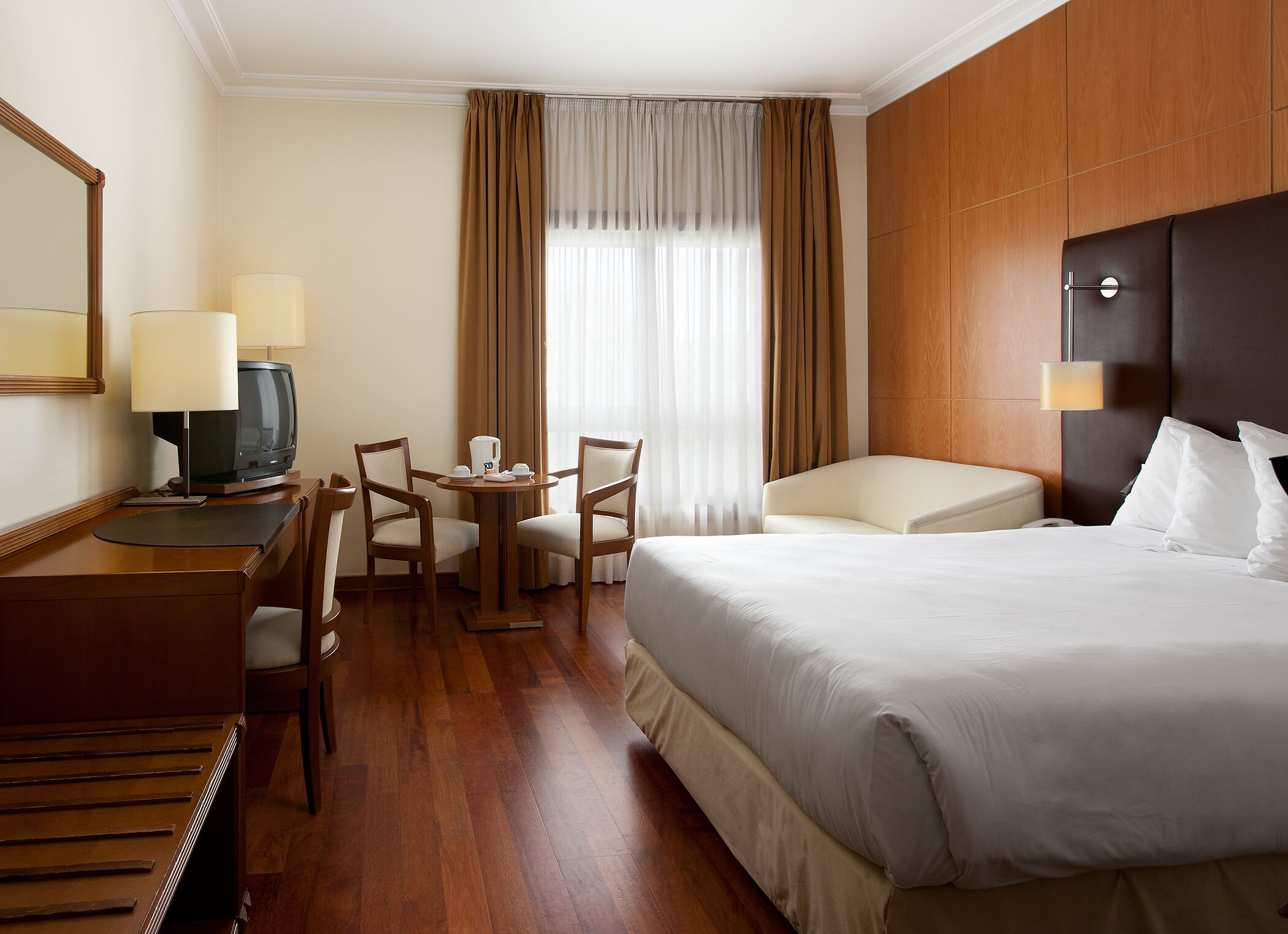 Minibar, in-room safe, desk, blackout drapes