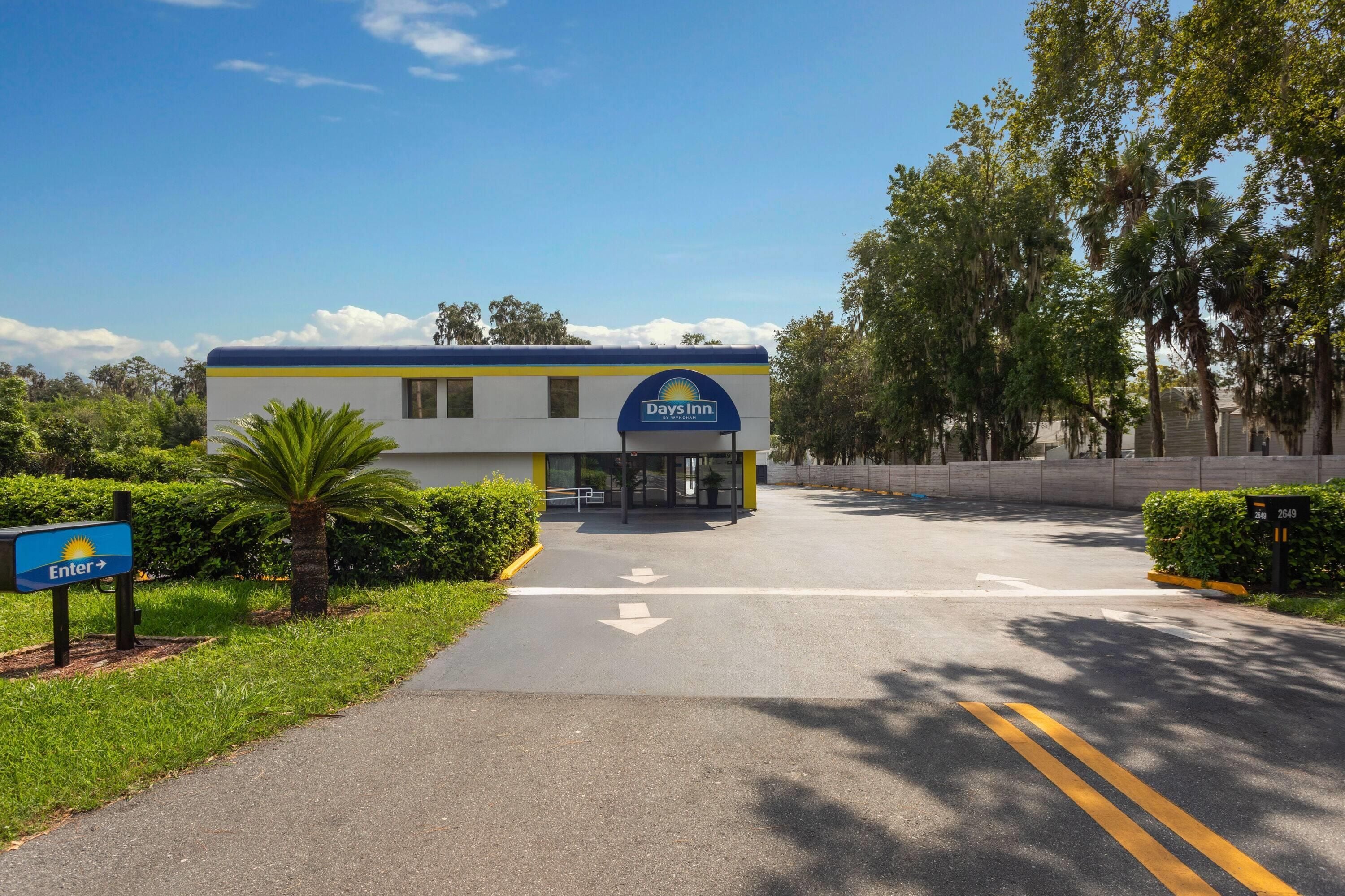 Photo - Travelodge by Wyndham Gainesville
