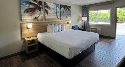 Travelodge by Wyndham Gainesville