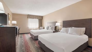 Premium bedding, in-room safe, laptop workspace, blackout drapes