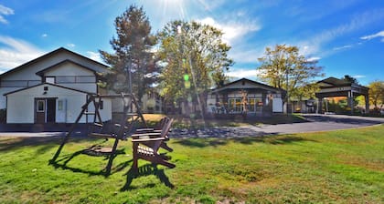 Mountain Lake Inn