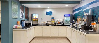 Clarion Pointe Research Triangle Park Durham