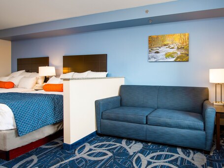 Country Cascades Waterpark Resort - Image 63