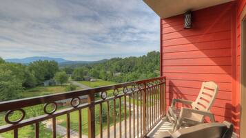 Family Room, Balcony, Mountain View | View from room
