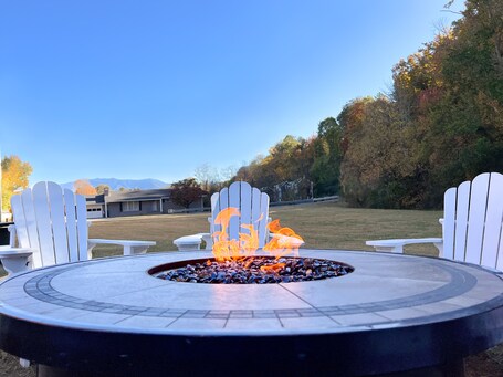 Country Cascades Waterpark Resort - Image 19