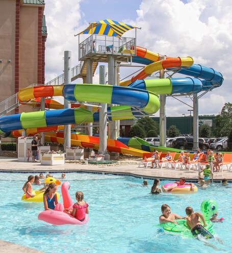 Country Cascades Waterpark Resort - Image 51