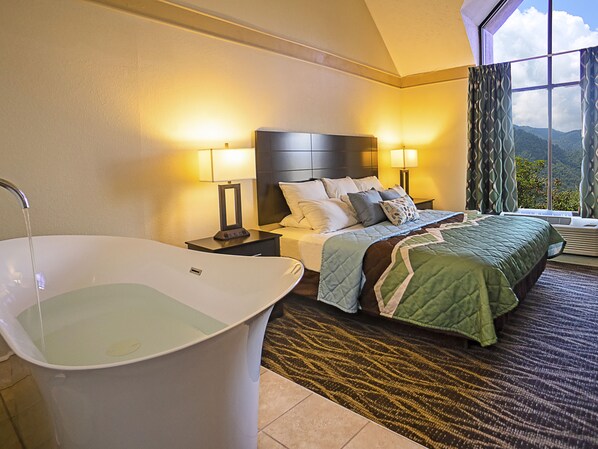 Honeymoon Single Room, 1 King Bed (Celebration Suite) | 1 bedroom, pillow-top beds, in-room safe, desk