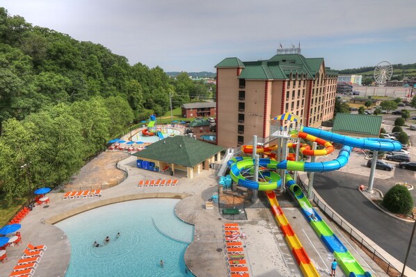 View from property - Country Cascades Waterpark Resort (Pigeon Forge)
