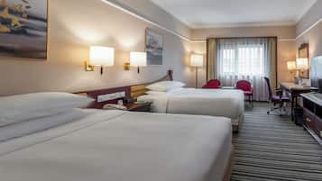 1 habitación, ropa de cama de alta calidad, cubrecamas y minibar