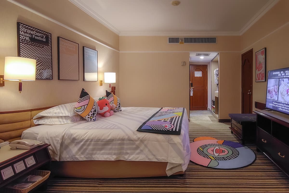 Standard Room, 1 King Bed, Garden View (Kids Theme) | Premium bedding, down comforters, minibar, in-room safe