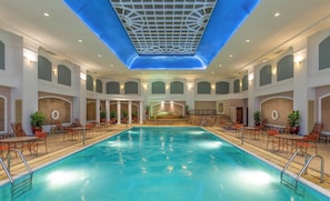 Piscine couverte, piscine extérieure